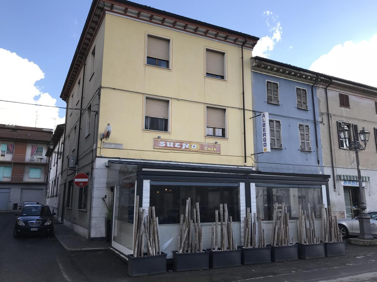 Albergo Centrale Cortemaggiore Bagian luar foto
