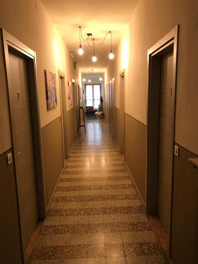 Albergo Centrale Cortemaggiore Bagian luar foto